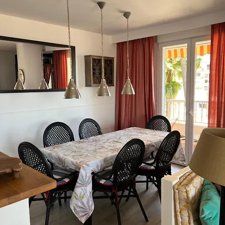 Palmas 2 Марбелья